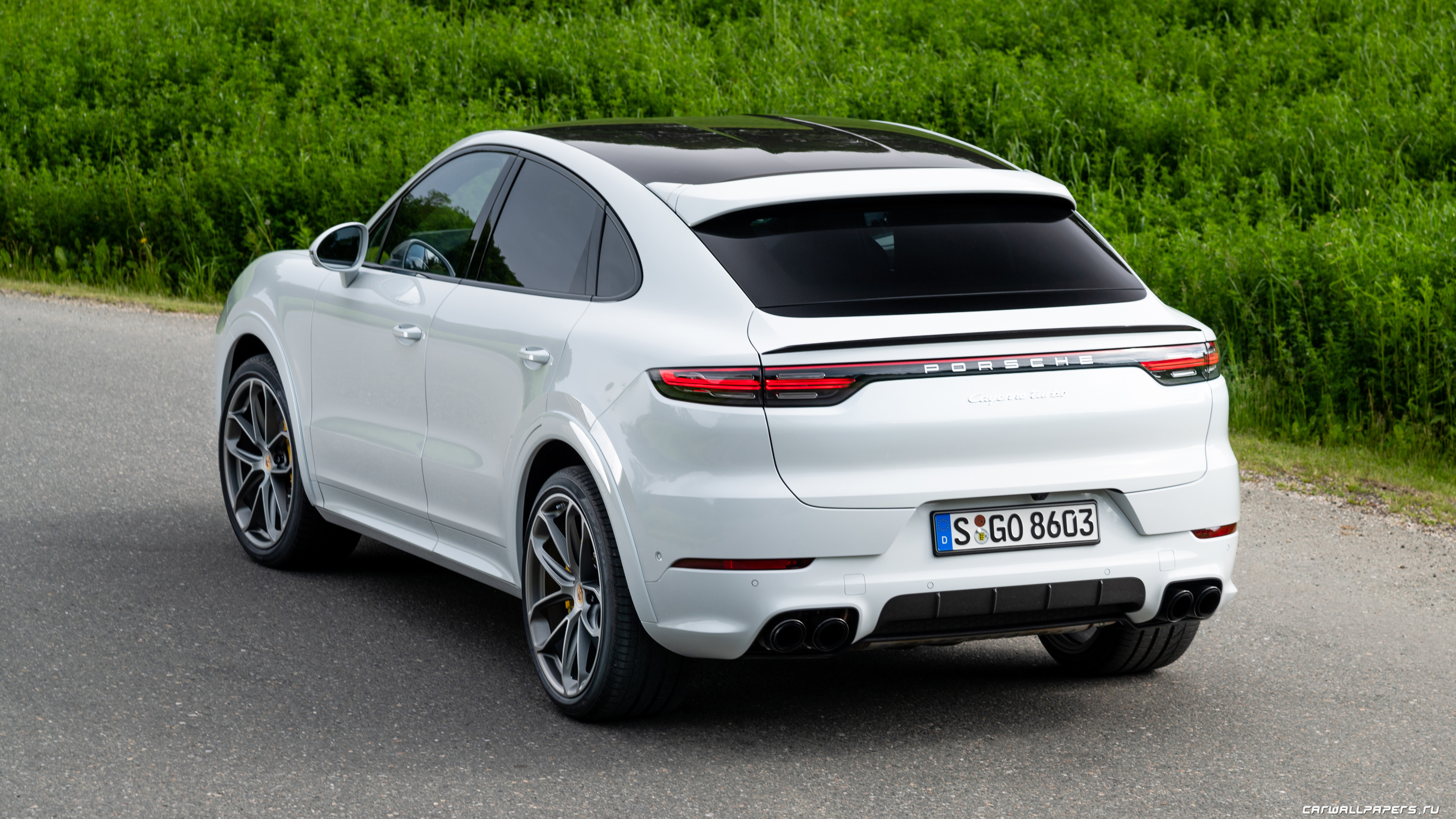 Porsche Cayenne Turbo 2020