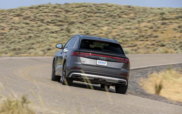 ���� ���������� Audi Q8 55 TFSI quattro (Samurai Grey Metallic) US-spec - 2025