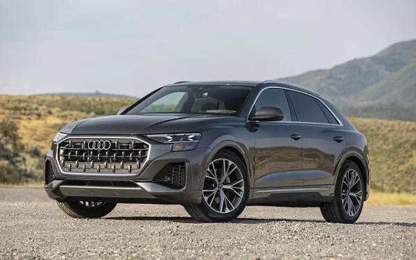 ���� ���������� Audi Q8 55 TFSI quattro (Samurai Grey Metallic) US-spec - 2025