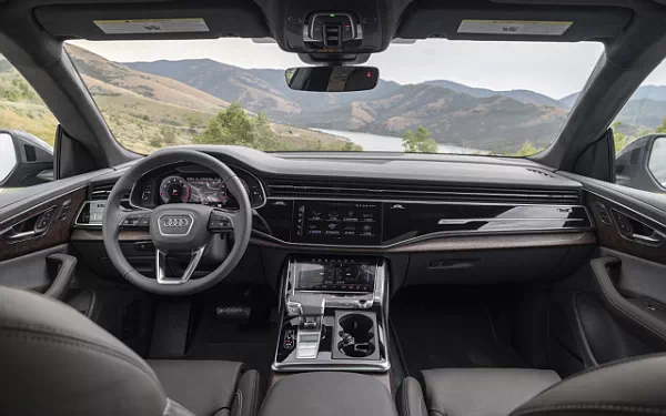 ���� ���������� Audi Q8 55 TFSI quattro (Samurai Grey Metallic) US-spec - 2025