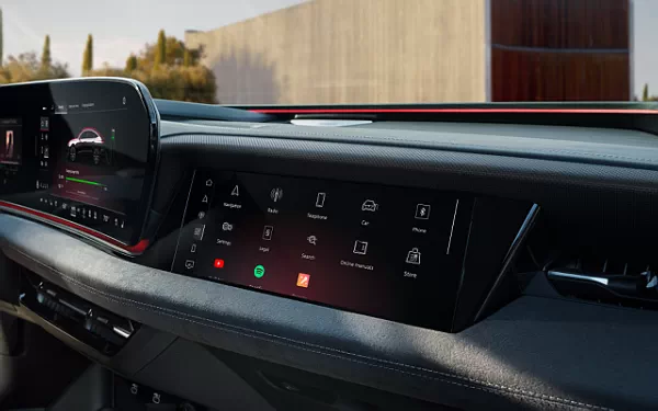 ���� ���������� Audi S6 Sportback e-tron US-spec - 2025