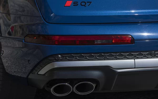 ���� ���������� Audi SQ7 TFSI (Ascari Blue Metallic) US-spec - 2025