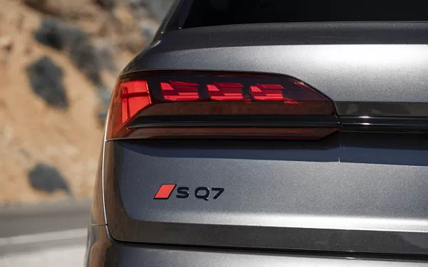 ���� ���������� Audi SQ7 TFSI Black Optic Package (Daytona Grey) US-spec - 2025