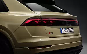 Обои автомобили Audi Q8 55 TFSI quattro S line - 2023