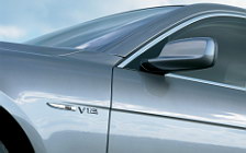   BMW 760i - 2002
