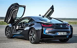   BMW i8 - 2013