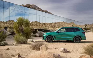   BMW X5 M Competition (Isle of Man Green Metallic) - 2023