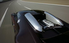   Bugatti Veyron - 2005