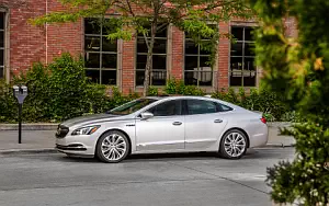   Buick LaCrosse - 2017