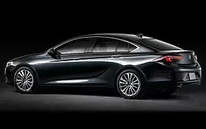   Buick Regal Sportback - 2017