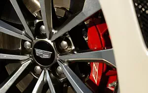   Cadillac CTS-V - 2016