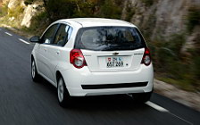 Обои Chevrolet Aveo 5-door 2008