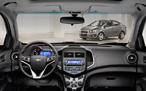   Chevrolet Aveo Sedan - 2011