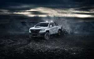 Обои автомобили Chevrolet Colorado ZR2 Dusk Extended Cab - 2018