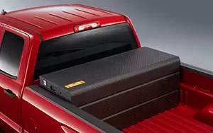 Обои автомобили Chevrolet Silverado 2500 HD Bi Fuel Double Cab - 2014