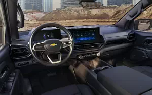 Обои автомобили Chevrolet Silverado EV WT Crew Cab - 2023