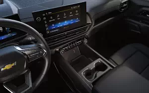 Обои автомобили Chevrolet Silverado EV WT Crew Cab - 2023