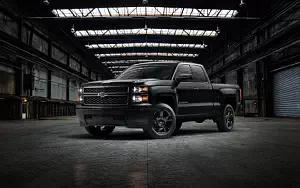 Обои автомобили Chevrolet Silverado WT Black Out Double Cab - 2015