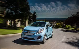 Обои автомобили Chevrolet Spark EV - 2014