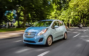 Обои автомобили Chevrolet Spark EV - 2014