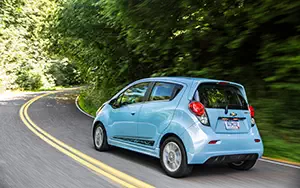 Обои автомобили Chevrolet Spark EV - 2014
