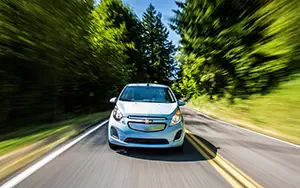 Обои автомобили Chevrolet Spark EV - 2014