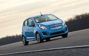 Обои автомобили Chevrolet Spark EV - 2014
