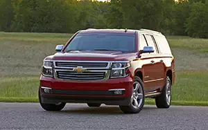   Chevrolet Suburban LTZ - 2015
