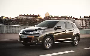 Обои автомобили Citroen C4 AirCross - 2012