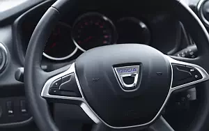 Обои автомобили Dacia Logan MCV - 2016