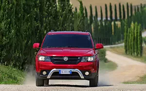   Fiat Freemont Cross - 2014