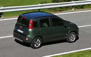 Обои автомобили Fiat Panda 4x4 - 2012