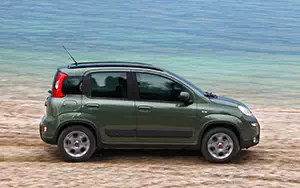 Обои автомобили Fiat Panda 4x4 - 2012