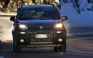 Обои автомобили Fiat Panda 4x4 - 2012