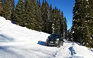 Обои автомобили Fiat Panda 4x4 - 2012