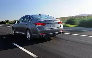   Hyundai Genesis US-spec - 2014