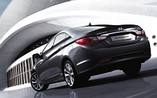   Hyundai Sonata - 2009