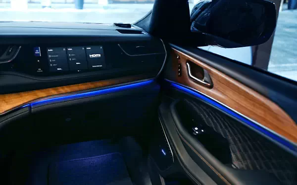   Jeep Grand Cherokee Summit Reserve 4xe EU-spec - 2022