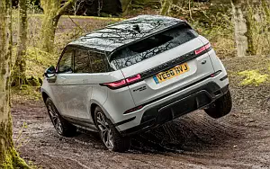 ���� ���������� Range Rover Evoque P300 HSE R-Dynamic Black Pack UK-spec - 2019
