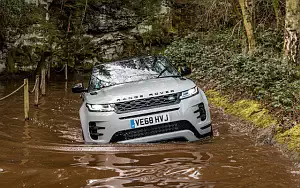 ���� ���������� Range Rover Evoque P300 HSE R-Dynamic Black Pack UK-spec - 2019
