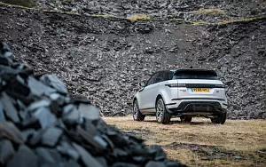 ���� ���������� Range Rover Evoque P300 HSE R-Dynamic Black Pack UK-spec - 2019