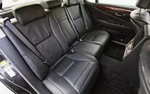   Lexus LS 600h L CA-spec - 2010