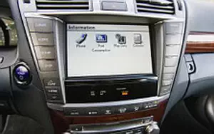   Lexus LS 600h L CA-spec - 2010