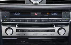   Lexus LS 600h L CA-spec - 2013