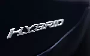   Lexus ES 300h US-spec - 2015