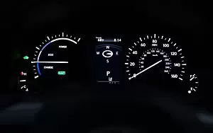   Lexus ES 300h US-spec - 2015