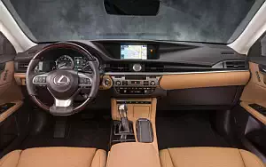   Lexus ES 350 US-spec - 2015