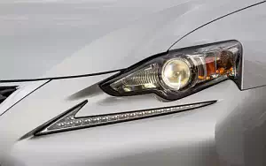   Lexus IS 250 US-spec - 2013