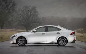   Lexus IS 350 F SPORT US-spec - 2013