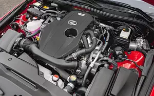   Lexus IS 200t F SPORT US-spec - 2015